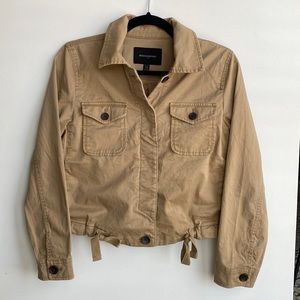 Banana Republic jacket, crop. Tan/brown buttons, tie detail at waist. XSpetite.
